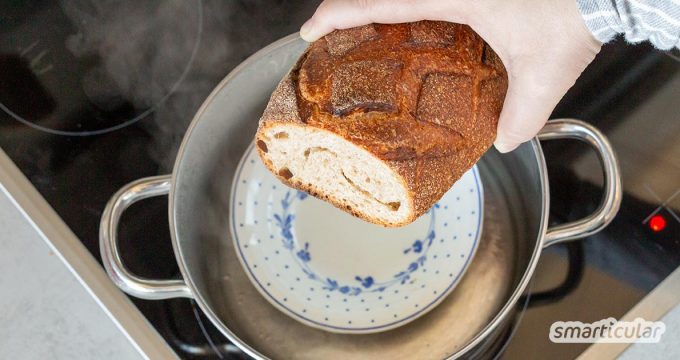 Altbackenes Brot aufbacken statt wegwerfen! Mit diesem einfachen Trick schmeckt es (fast) wieder wie frisch vom Bäcker.