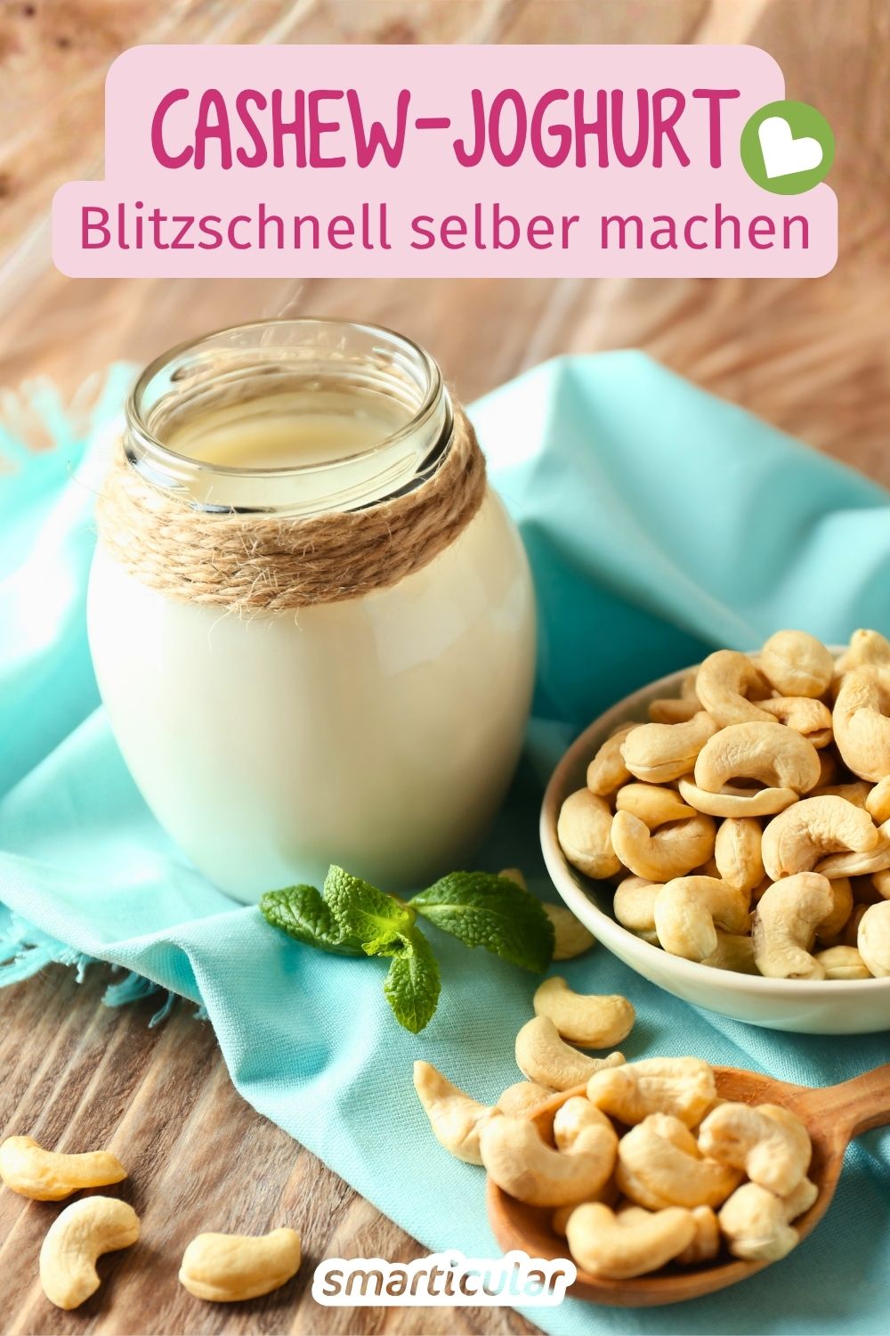Du möchtest cremigen Cashew-Joghurt selber machen? Entdecke unser einfaches 5-Minuten-Rezept für veganen Joghurt ganz ohne Soja!