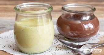 Fertigprodukte ade! Stelle mit diesem Rezept dein eigenes Puddingpulver für den Vorrat her oder bereite dir sofort deinen Lieblingspudding zu.