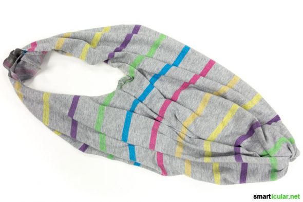 Einfacher kann Upcycling kaum sein! Ganz ohne Nähen machst du aus einem alten Shirt einen schicken Einkaufsbeutel. Hier geht´s zur Anleitung.