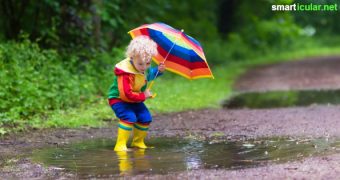 Zum Spielen muss das Wetter nicht immer schön sein. Diese Spiele machen Kindern bei Regen richtig Spaß!