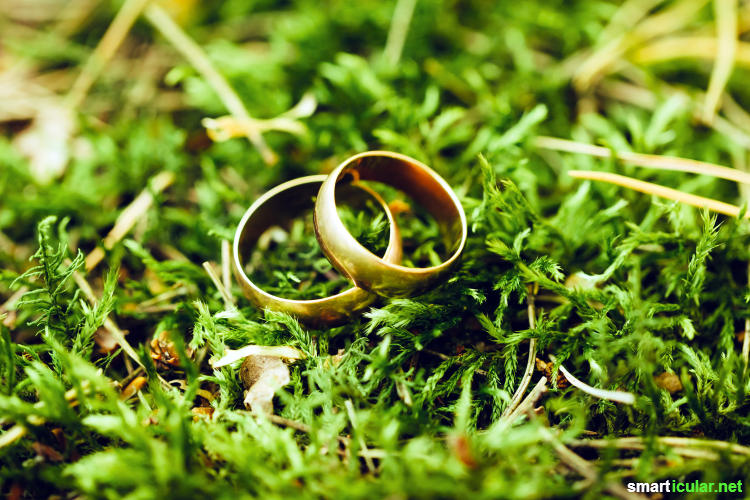 Nachhaltig heiraten - so geht´s! Hier findest du Tipps und Alternativen von der richtigen Location, über den ökologischen Brautstrauß bis zur umweltfreundlichen Hochzeitsreise.