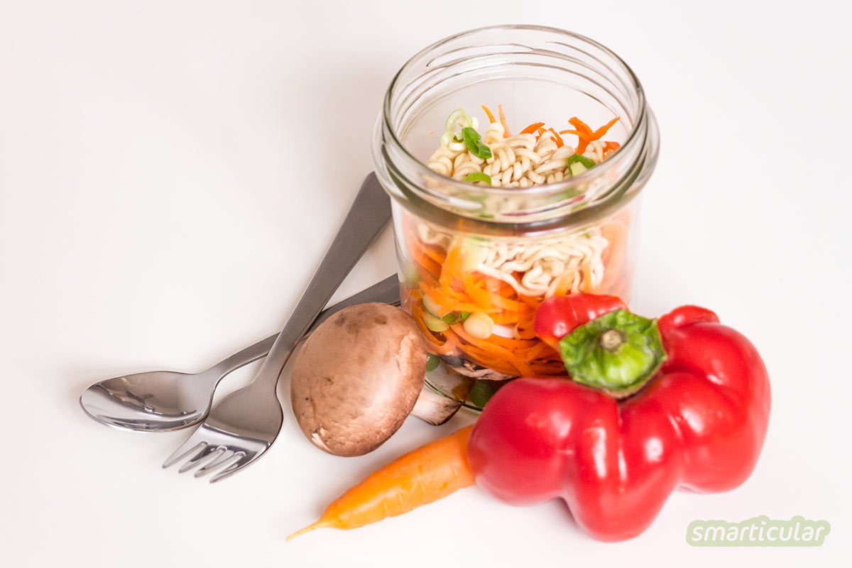 Rezept für selbst gemachte InstantNudelsuppe im Glas