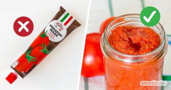 Wohin mit den vielen Tomaten? Mit diesem Rezept kannst du die Tomatenschwemme zu köstlichem Tomatenmark verarbeiten.