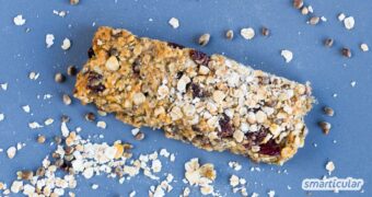 Statt sie zu kaufen, kannst du kinderleicht Energieriegel selber machen - als Energiereserve bei Ausdauersport und anderen Aktivitäten.