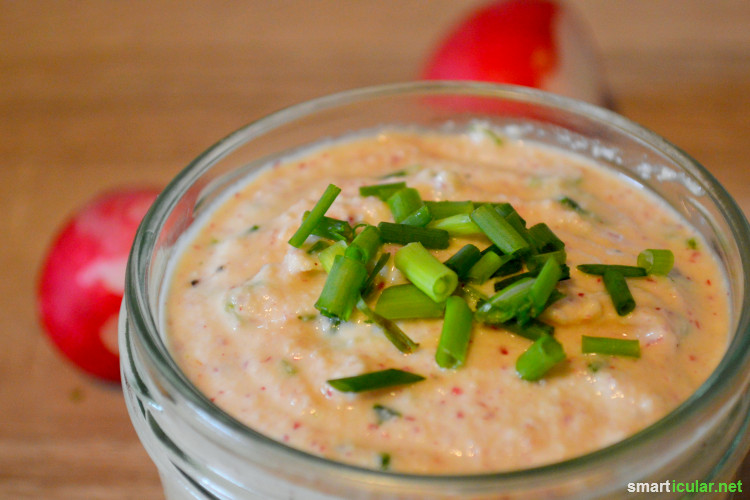 Endlich Frühling! Mit diesen leckeren Gemüse-Aufstrichen holst du dir die ersten Sonnenstrahlen auf die Schnitte.