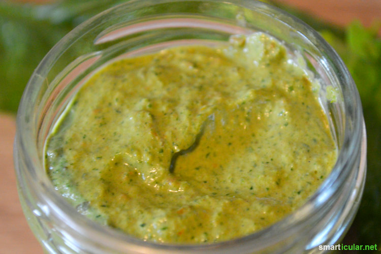 Endlich Frühling! Mit diesen leckeren Gemüse-Aufstrichen holst du dir die ersten Sonnenstrahlen auf die Schnitte.