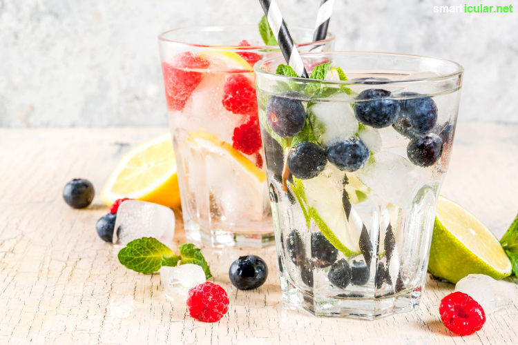 Lust auf eine Erfrischung? Diese Kreationen aus Wasser und frischen Früchten löschen deinen Durst auf natürliche Weise und sind dabei auch noch richtig gesund.