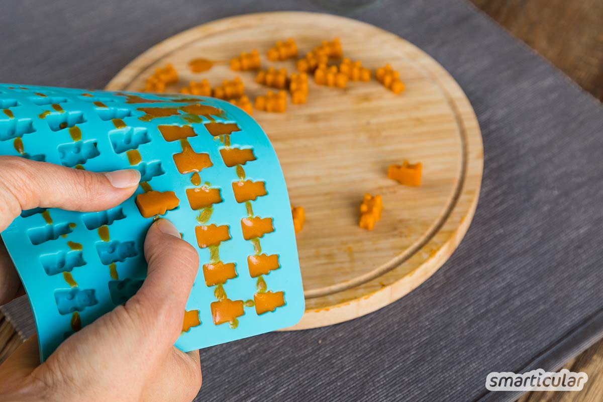 Sanddorn-Fruchtgummis-2 Sich die säuerlich-herben Sanddornbeeren schmackhaft zu machen, ist gar nicht so leicht. Mit diesen köstlichen, vitaminreichen Fruchtgummis zum Selbermachen allerdings schon!