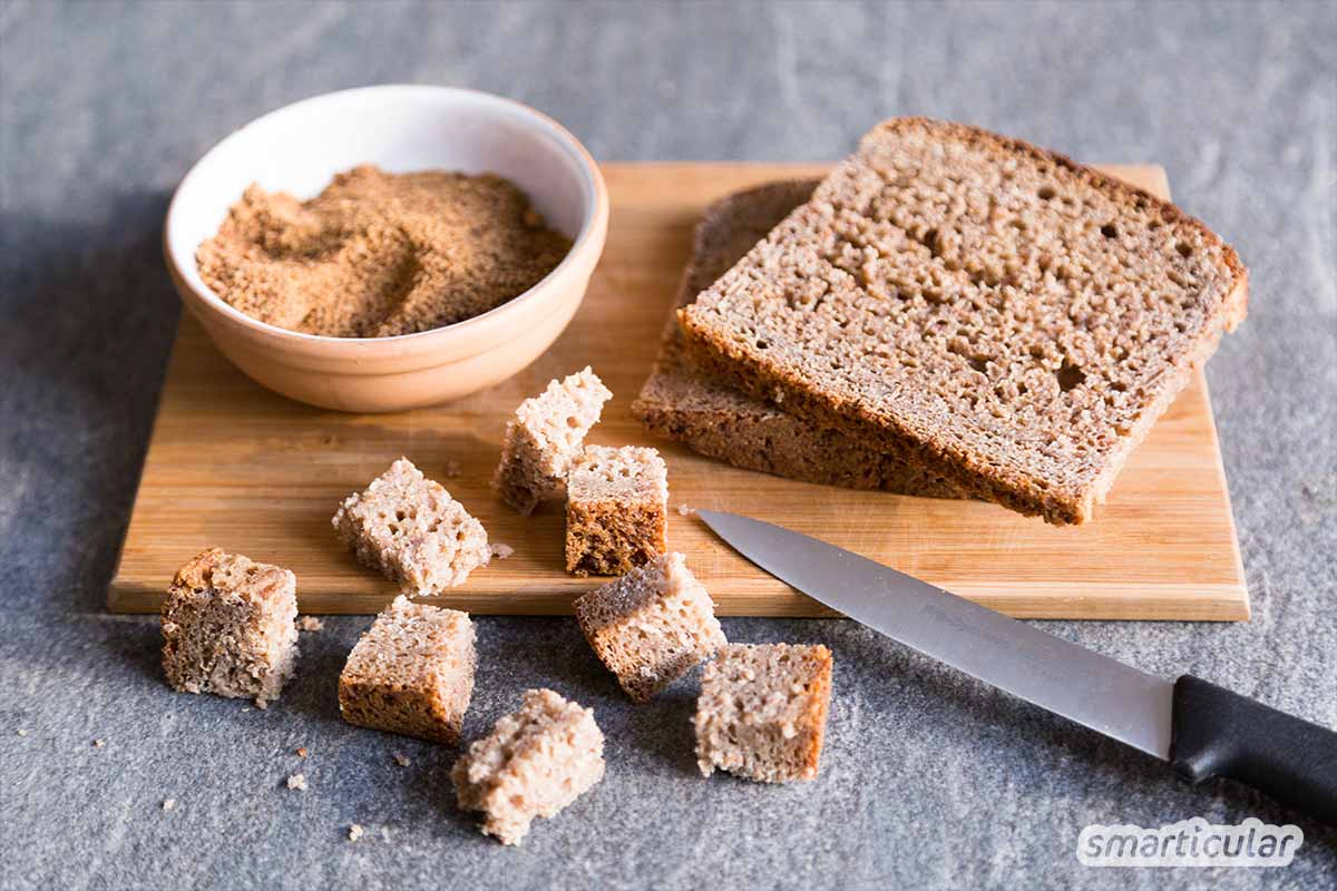 altbackendes-roggenbrot-2 Aufs Müsli statt in die Biotonne: Mit etwas Zucker und einer Prise Salz kannst du aus altbackenem Vollkornbrot ein leckeres Knuspermüsli zaubern.