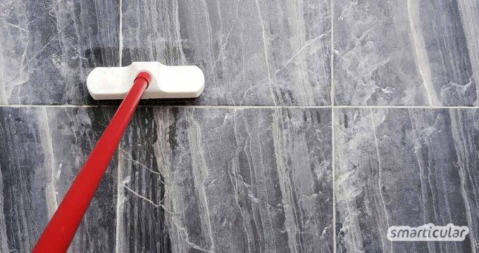 Um Natursteinböden von Schmutz zu befreien, ohne sie zu beschädigen, sind keine Spezialmittel notwendig. Einfache, preiswerte Hausmittel und ein bisschen Know-how funktionieren genauso gut.