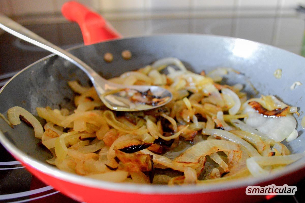 vegane-kaesespaetzle-3 Käsespätzle sind ein Klassiker, und (fast) nichts kann sie ersetzen. Doch diese vegane Alternative kommt dem Original geschmacklich ziemlich nahe.