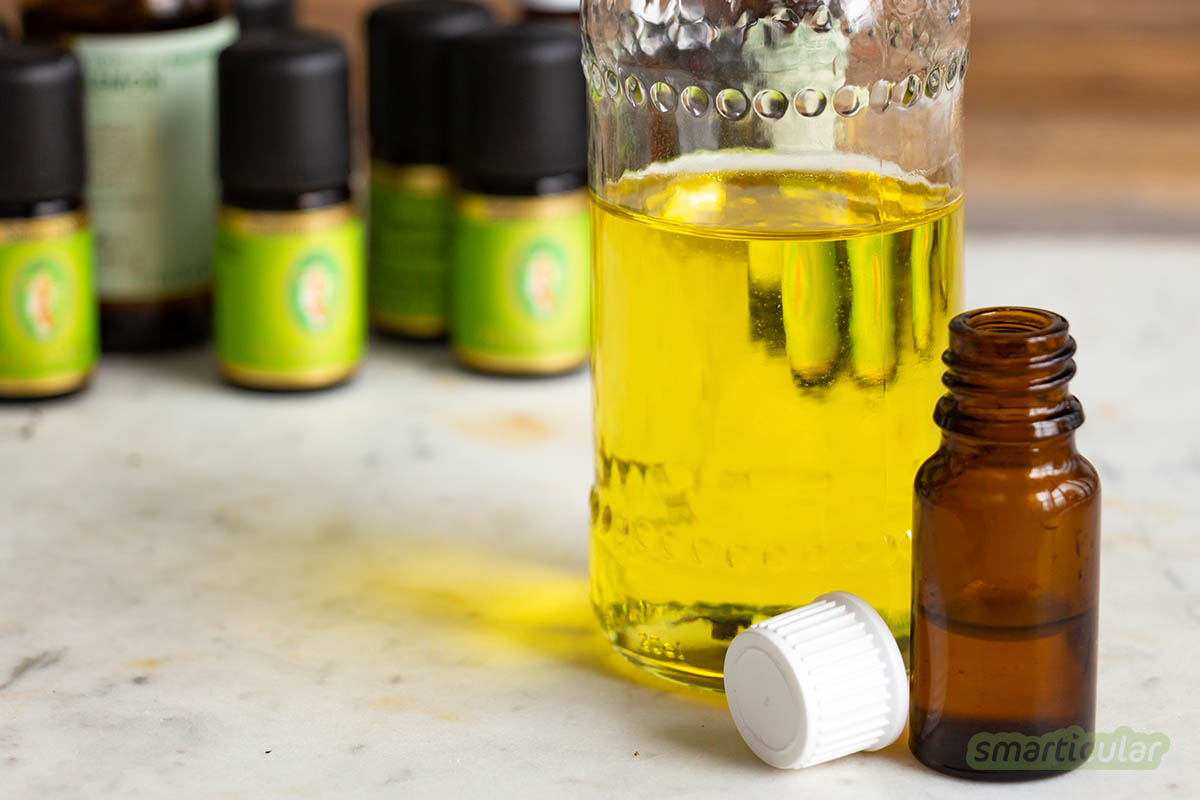 Um Waschmittel, Seife und Massageöl natürlich zu beduften oder ein individuelles Parfum herzustellen, kannst du Duftmischungen aus ätherischen Ölen selbst herstellen.
