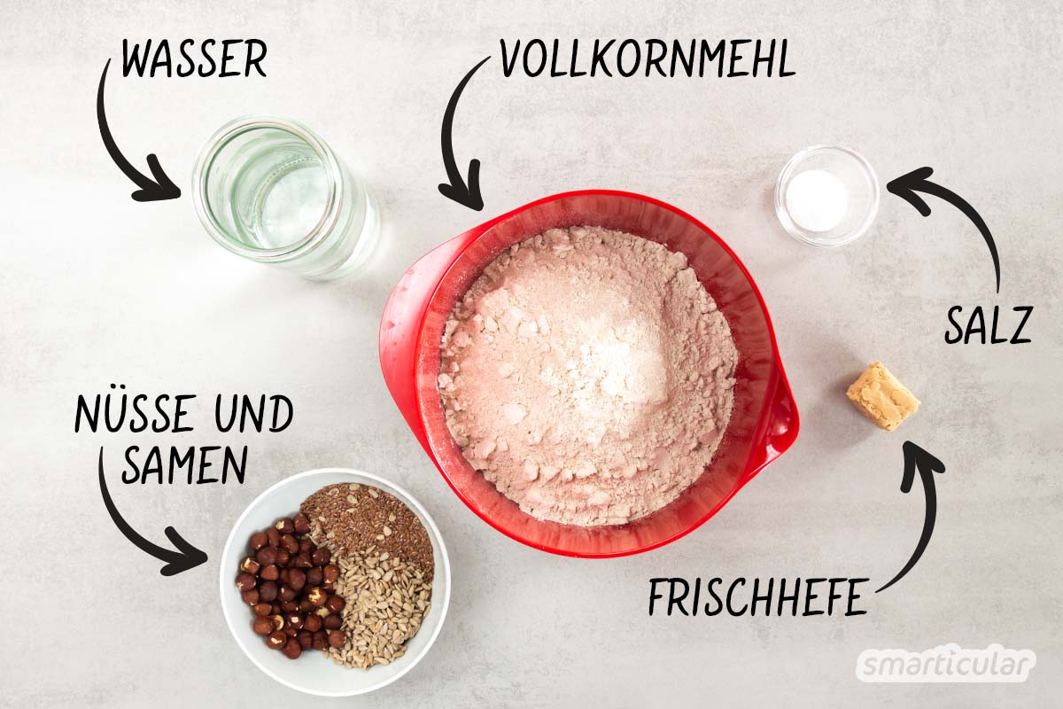 Statt Aufbackbrötchen aus dem Supermarkt zu kaufen, kannst du sie auch selbst auf Vorrat backen, einfrieren und bei Bedarf schnell aufbacken und genießen.