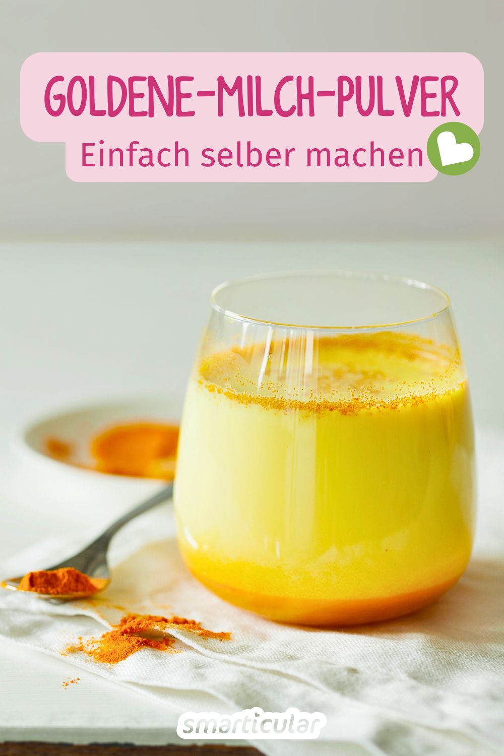 Statt ein Fertigprodukt zu kaufen, kannst du ein Goldene-Milch-Pulver blitzschnell selber machen - als Basis für Kurkuma-Latte und Co.