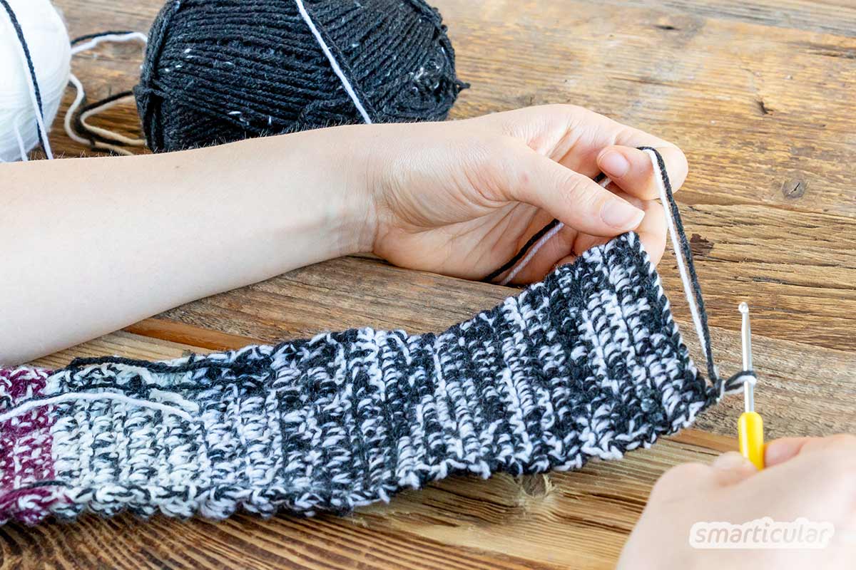 Eine waschbare Alternative zu Swiffer-Bodentüchern, um nass oder trocken zu wischen und den Boden mit “Staubmagnet-Effekt” von Staub zu befreien, kannst du leicht selbst häkeln.