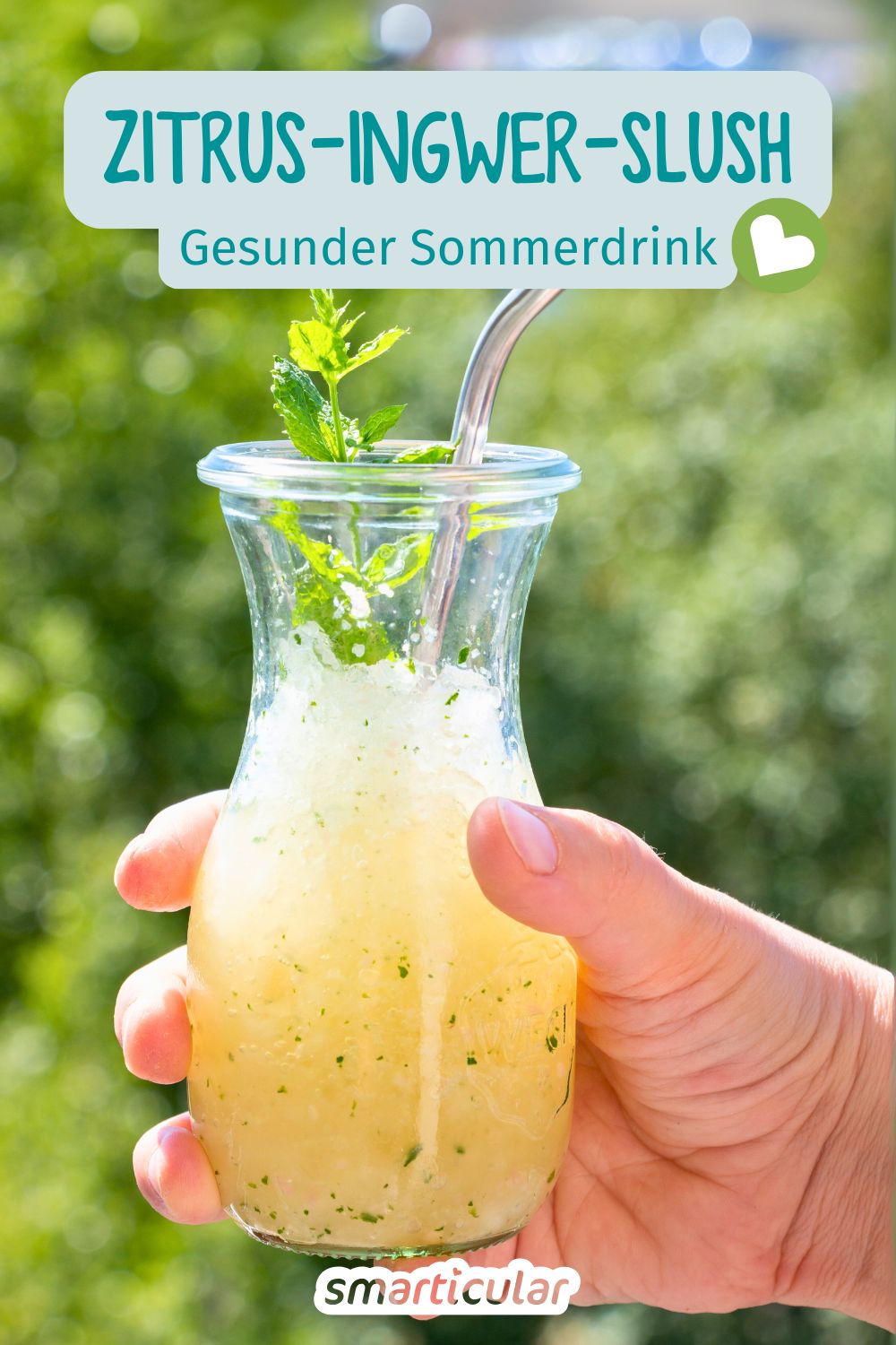 Erfrischender Zitrus-Ingwer-Slush statt zuckrige Brause: Mit diesem einfachen Rezept aus vier Zutaten erfrischst du dich gesund und lecker.