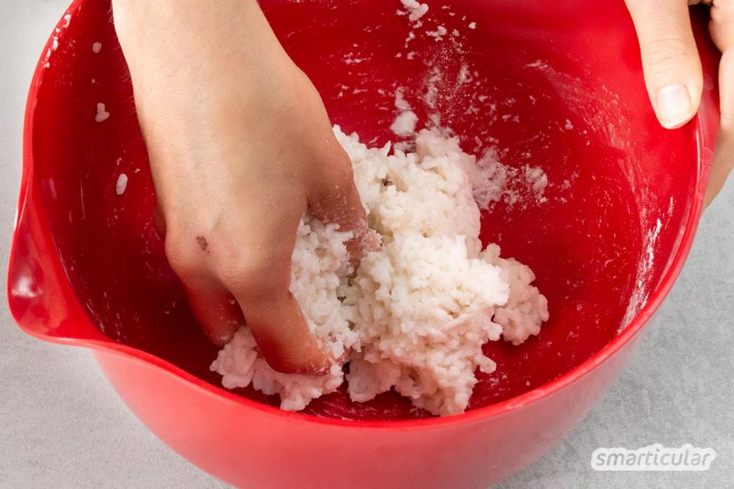 Reiswaffeln selber zu machen, gelingt zwar nicht exakt wie das Original. Sie schmecken selbst gemacht aber eigentlich viel besser - auch aus Reisresten!
