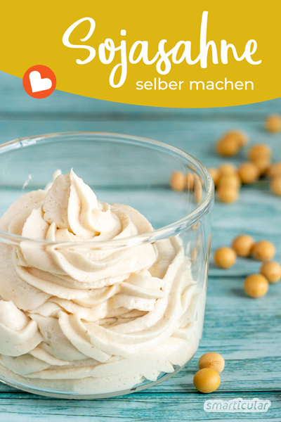 Vegane Sahne aufzuschlagen, ist selbst für Geübte eine Herausforderung. Aber mit diesem Rezept kann man ganz leicht aufschlagbare Sojasahne selber machen.