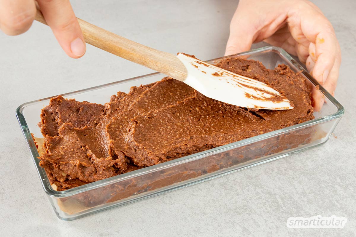 Naschen ohne Reue: Dieses Rezept für Süßkartoffel-Brownies ist einfach zuzubereiten, liefert jede Menge Vitalstoffe und kommt ganz ohne Industriezucker aus.