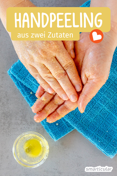 Um raue Hände streichelzart zu pflegen, lässt sich ein Handpeeling selber machen. Du brauchst dafür lediglich zwei einfache Zutaten, die du bestimmt zu Hause hast.