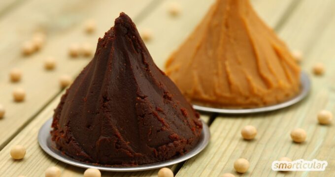 Miso ist eine Würzpaste mit wunderbaren Aromen und gesundheitlichem Potenzial. Erfahre was Misopaste ausmacht und wie du sie verwendest.