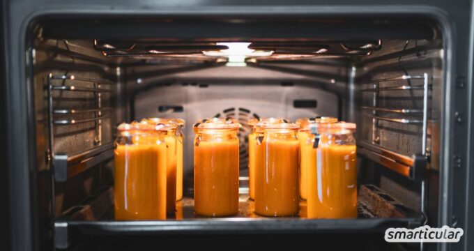 Einkochen im Backofen ist eine praktische Alternative zum Konservieren im Topf. Hier findest du eine detaillierte Anleitung.