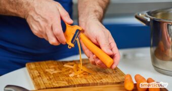 An kalten Tagen wärmt eine Ingwer-Karotten-Suppe nicht nur den Körper, sondern auch die Seele. Schon das leuchtende Orange sorgt für gute Laune! Dabei ist das Gericht einfach und gesund – was will man mehr? Hier erfährst du, wie du mit wenigen Zutaten ein köstliches und umweltfreundliches Essen zaubern kannst.