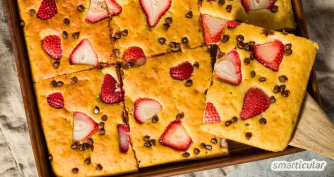 Ein Pfannkuchen vom Blech ist eine bequeme Alternative zum Klassiker aus der Pfanne und wunderbar wandelbar. So gelingt er garantiert!
