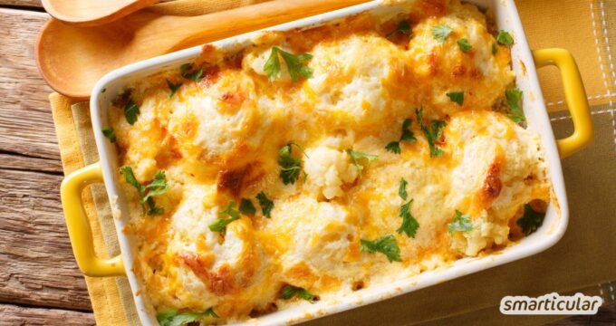 Blumenkohl-Auflauf ist eine leichte, gesunde Mahlzeit und überzeugt mit seinem zarten Geschmack und cremiger Konsistenz.