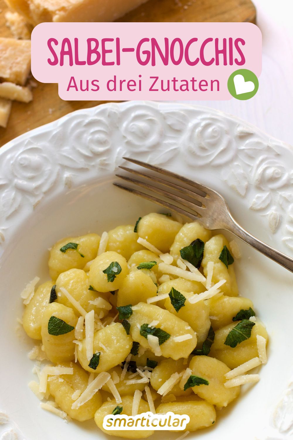 Salbei-Gnocchis sind ein Blitzrezept aus drei Zutaten. So einfach verwandelst du Gnocchi mit Salbei in einen verblüffenden Gaumenschmaus.