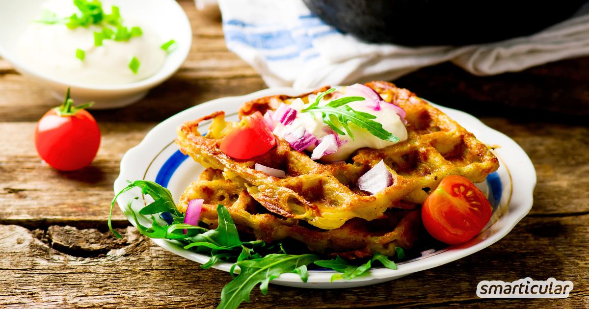 Knusprige Kartoffel-Waffeln sind eine vielseitige Beilage und ein herzhafter Snack, den du einfach selber machen und nach Belieben würzen kannst.
