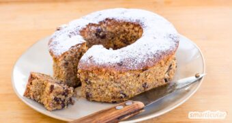Dieser saftige Nusskuchen ohne Mehl besteht aus nur drei Grundzutaten, die du vielseitig erweitern kannst – einfach lecker!