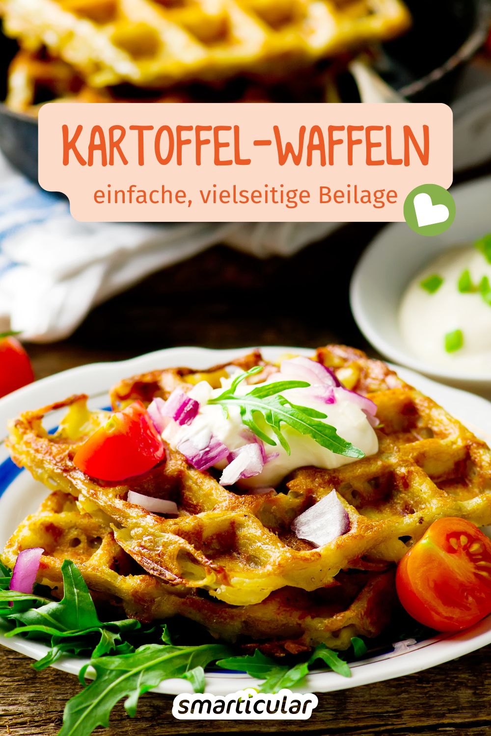 Knusprige Kartoffel-Waffeln sind eine vielseitige Beilage und ein herzhafter Snack, den du einfach selber machen und nach Belieben würzen kannst.