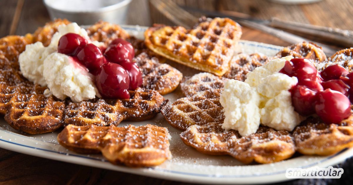 Diese Dinkelwaffeln sind besonders saftig und aromatisch. Du kannst sie auf Wunsch mit Vollkornmehl und rein pflanzlich zubereiten - lecker!