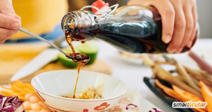 Sojasauce-Ersatz aus regionalen Zutaten einfach selber machen! Dieses sojafreie Rezept ist schnell einsatzbereit und schmeckt köstlich.