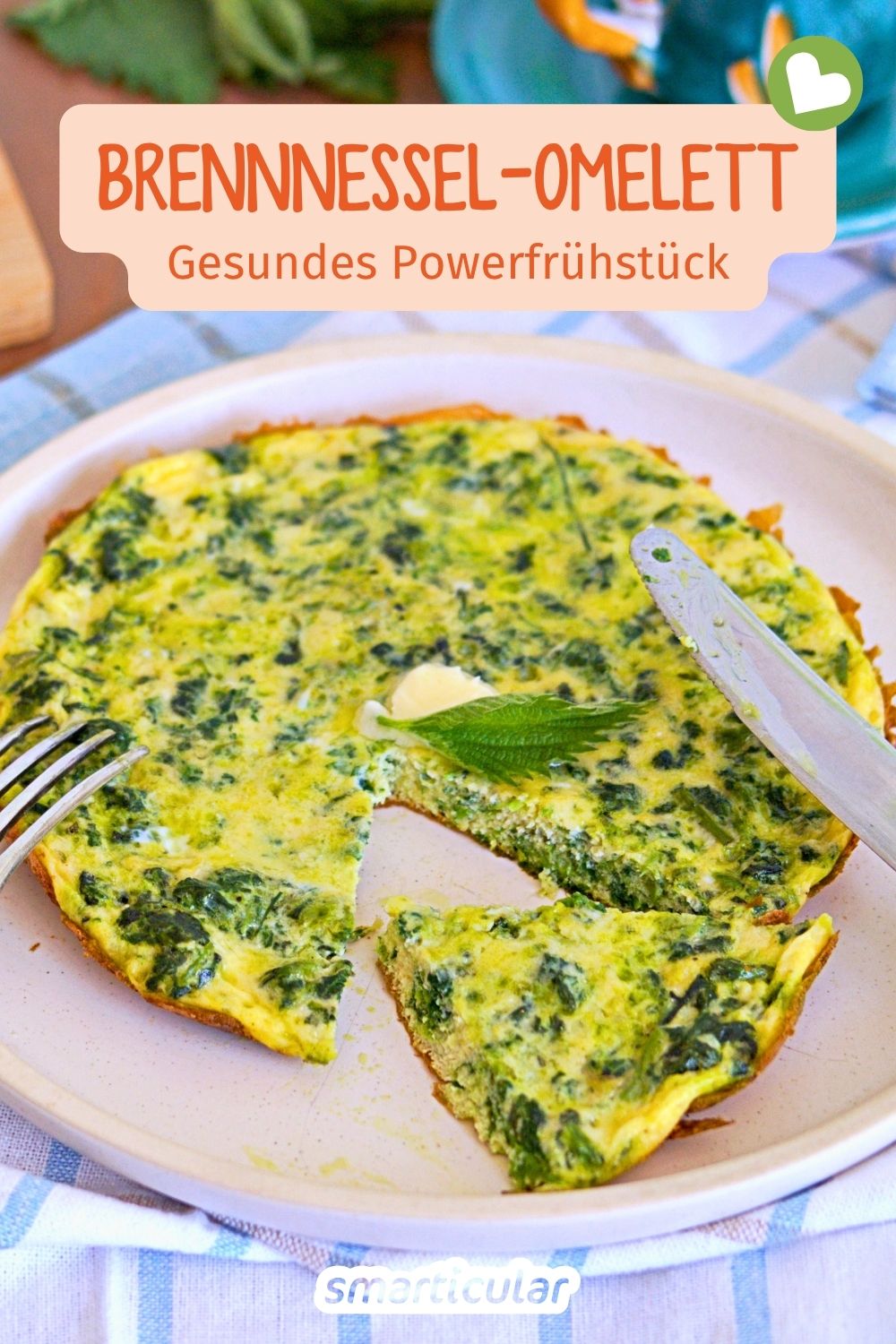 Erfahre, wie du ein nährstoffreiches Brennnessel-Omelett zubereitest. Mit Tipps zur Ernte, Nährstoff-Check und leckeren Variationen.