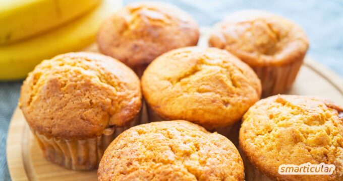Reife Bananen übrig? Backe saftige Bananenmuffins ohne Zuckerzusatz! Unser einfaches Rezept ist ideal für Babys und die ganze Familie.