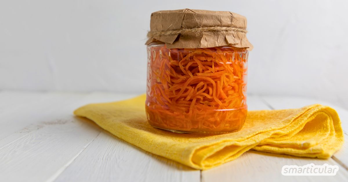 Karotten fermentieren: Mach dein eigenes Karotten-Kraut als knackiges Topping. So machst du Möhren natürlich haltbar und richtig lecker!