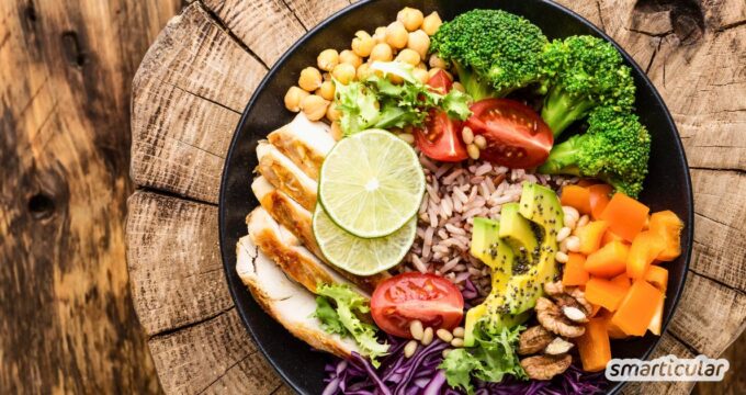 Warum sind 30 g Protein pro Mahlzeit ideal? Erfahre, wie du deinen Eiweißbedarf ganz natürlich und gesund deckst - ohne Nahrungsergänzung.