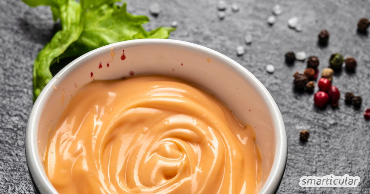 Cocktailsauce selber machen geht ganz einfach! Entdecke unser schnelles Rezept mit Tomatenmark - wahlweise klassisch oder vegan.
