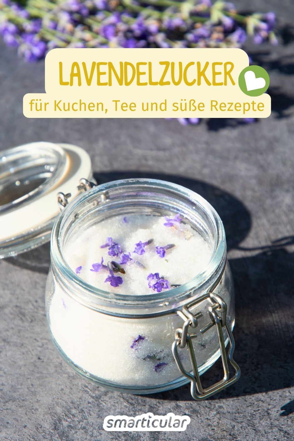 Lavendelzucker konserviert den Duft des Sommers und verfeinert Tee, Gebäck und Desserts. Einfach selbst gemacht und lange haltbar.