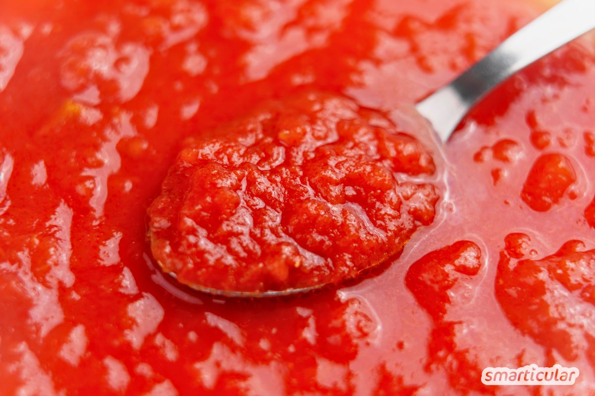 tomatenpassata-selber-machen-rezept-2 Tomatenpassata selber machen ist einfacher als gedacht! Mit diesem Rezept machst du die Sommerernte haltbar – ganz ohne künstliche Zusätze.