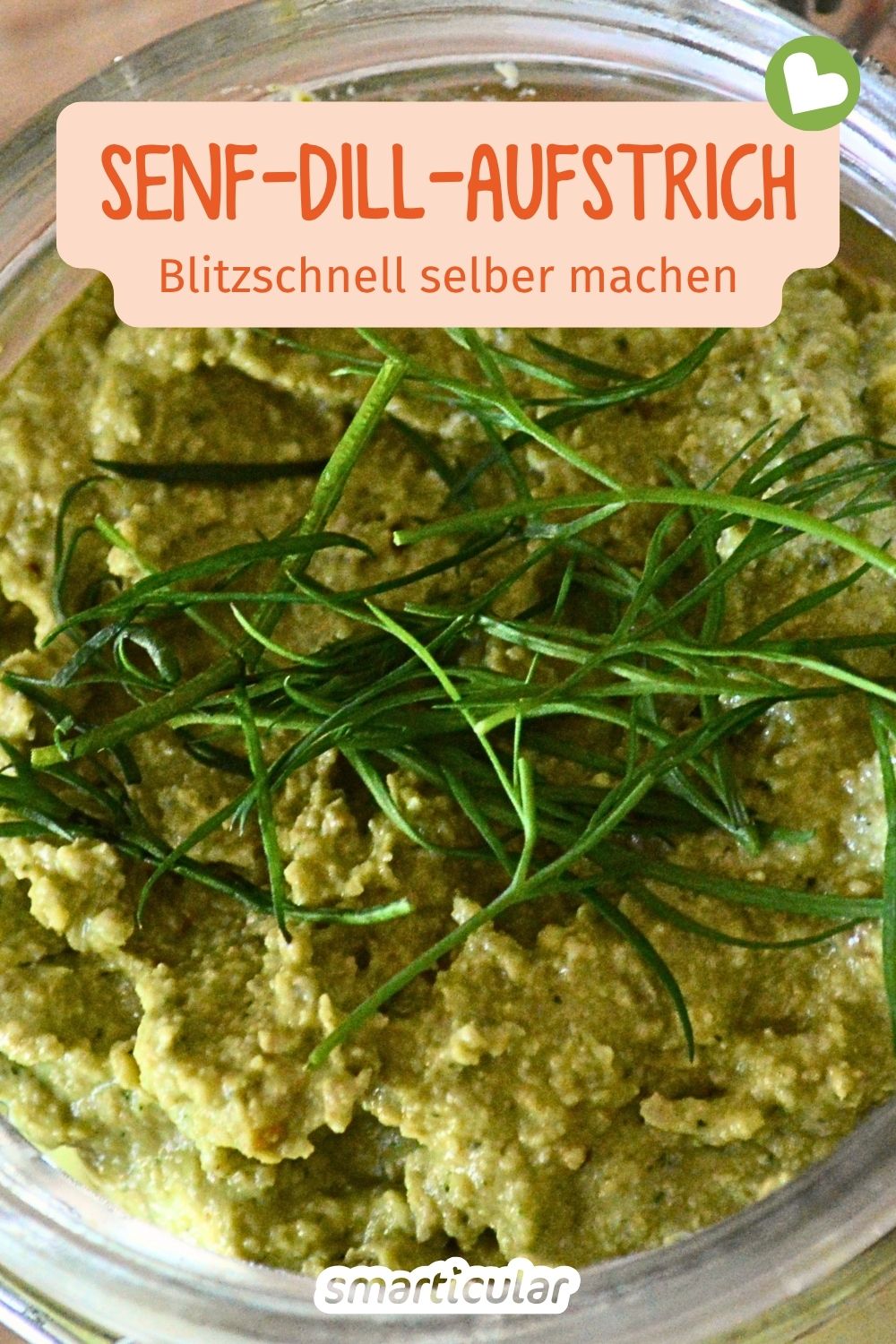 Einen pikanten Senfaufstrich mit Dill selber machen geht blitzschnell. Entdecke das einfache, vegane Rezept mit Sonnenblumenkernen!