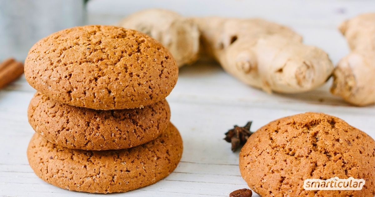 Würzige Ingwerkekse einfach selber backen. Dieses Rezept kommt auf Wunsch mit weniger Zucker aus und kann auch vegan zubereitet werden.